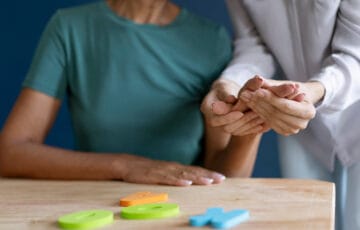 Estimulación sensorial en el Alzheimer: mejorando la vida de las personas